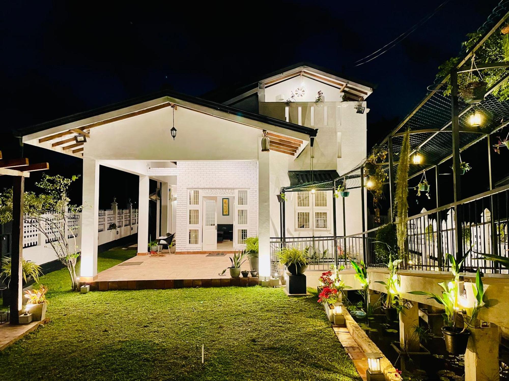 Ayur Ayur White Sail Villa Dalupotha Eksteriør bilde